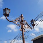 Tiang Lampu Taman Cabang 2